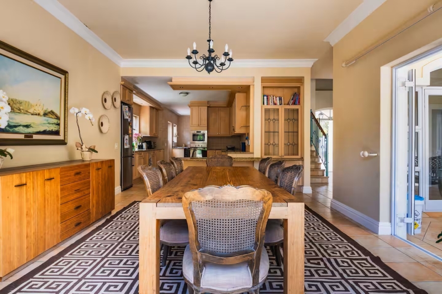 4 Bedroom Property for Sale in Hout Bay Western Cape